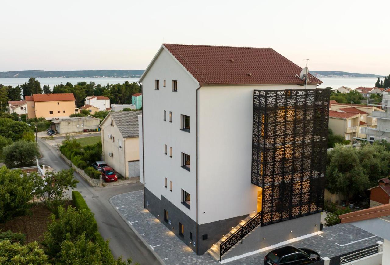M&a * Kastela