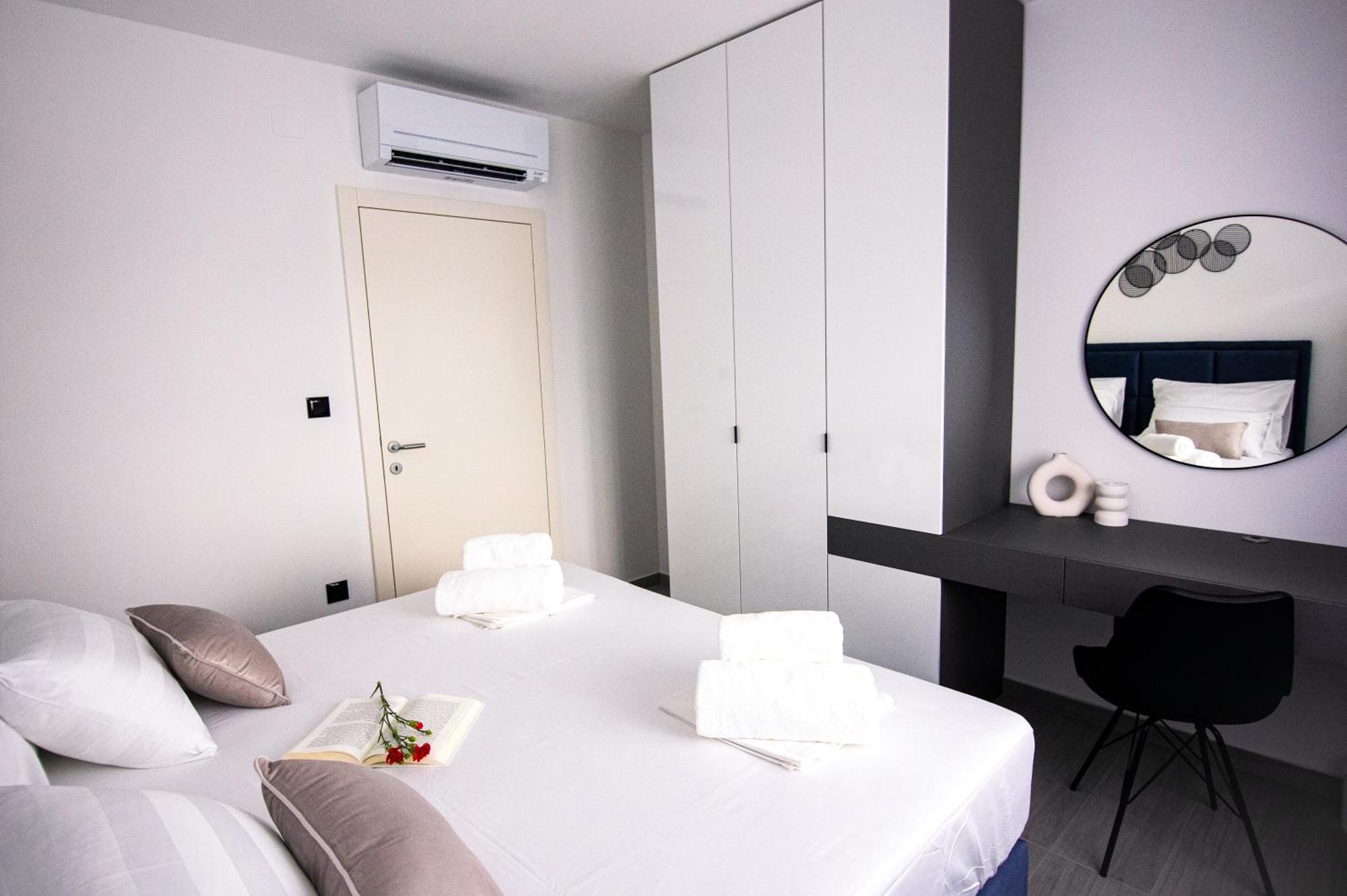 M&a Apartment *