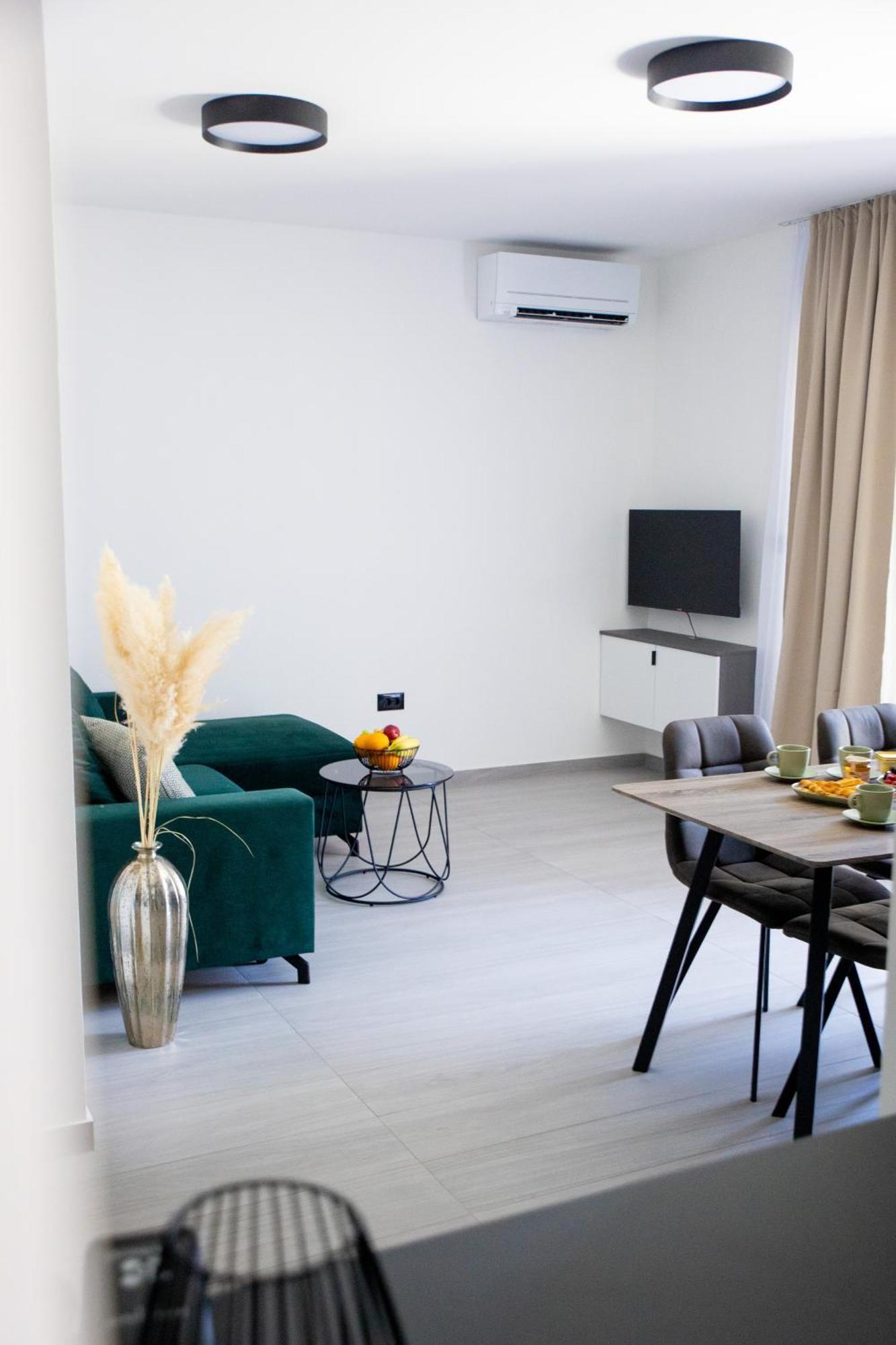 Apartment M&a Kastela