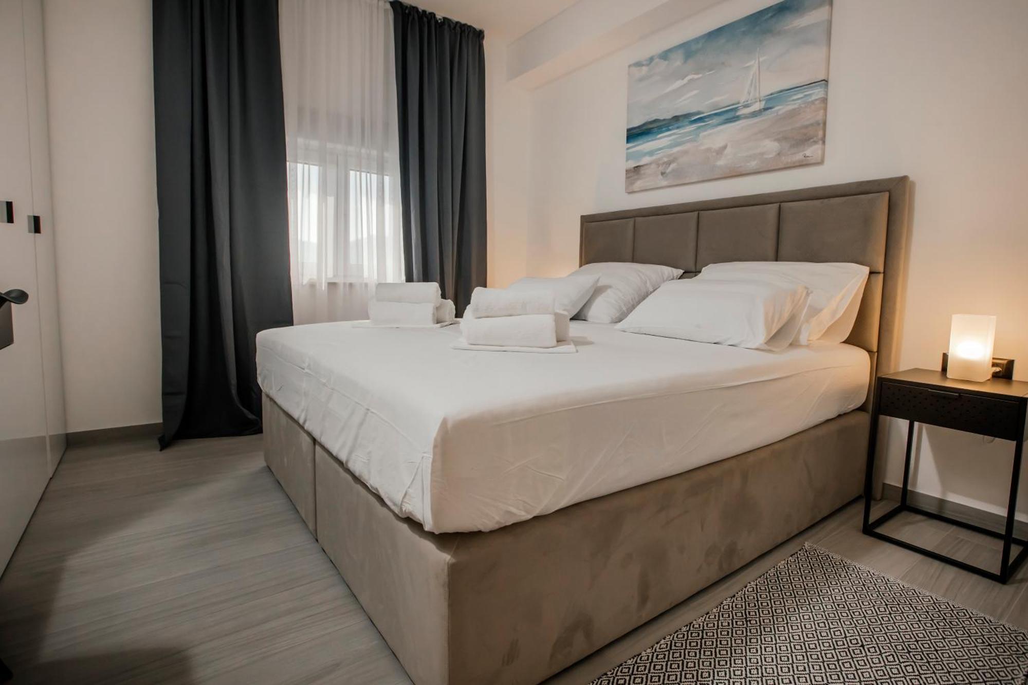 M&a Apartment