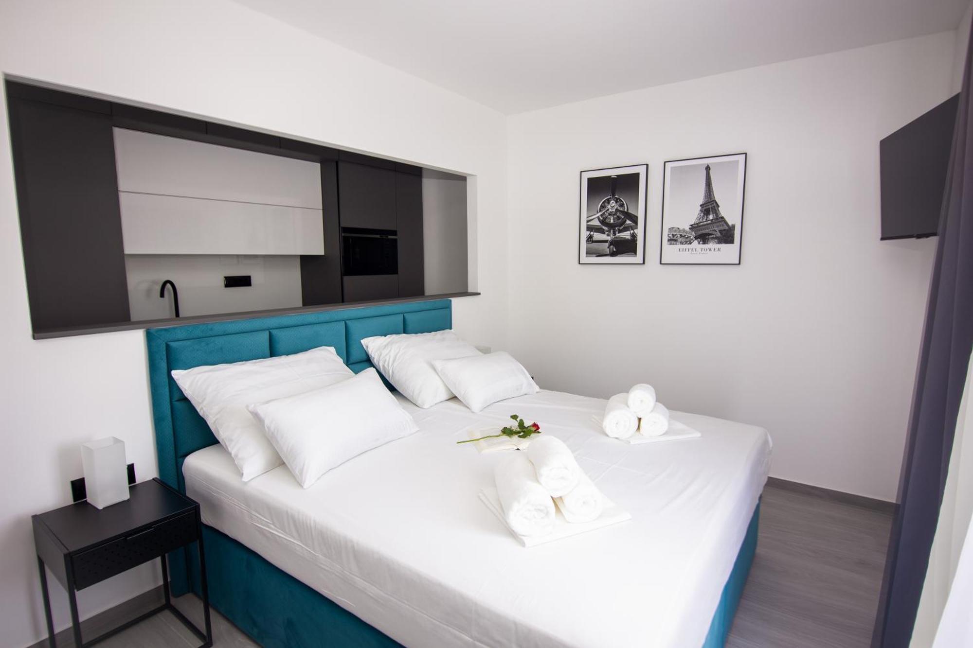 Apartment M&a *