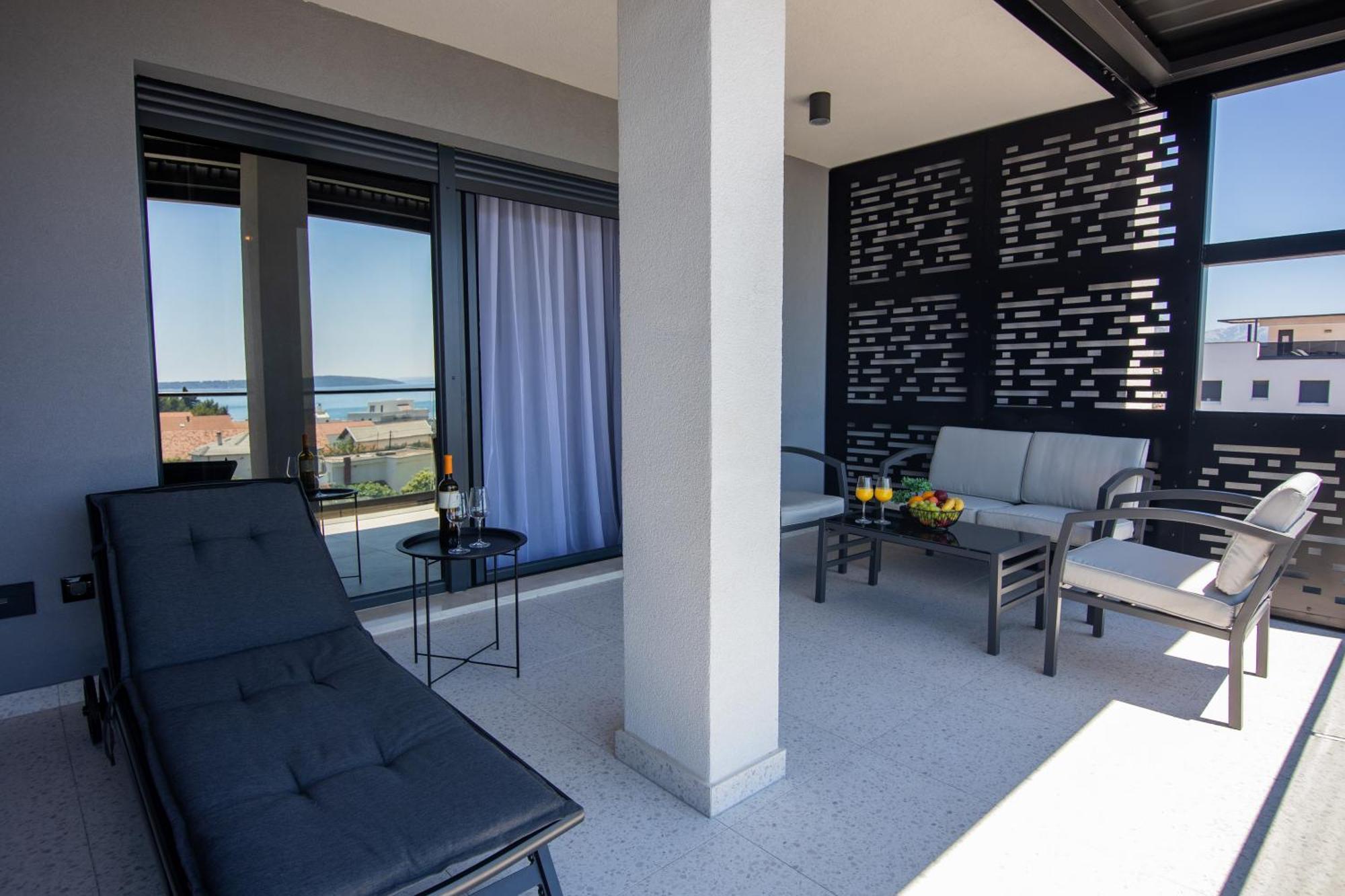 M&a Apartment *