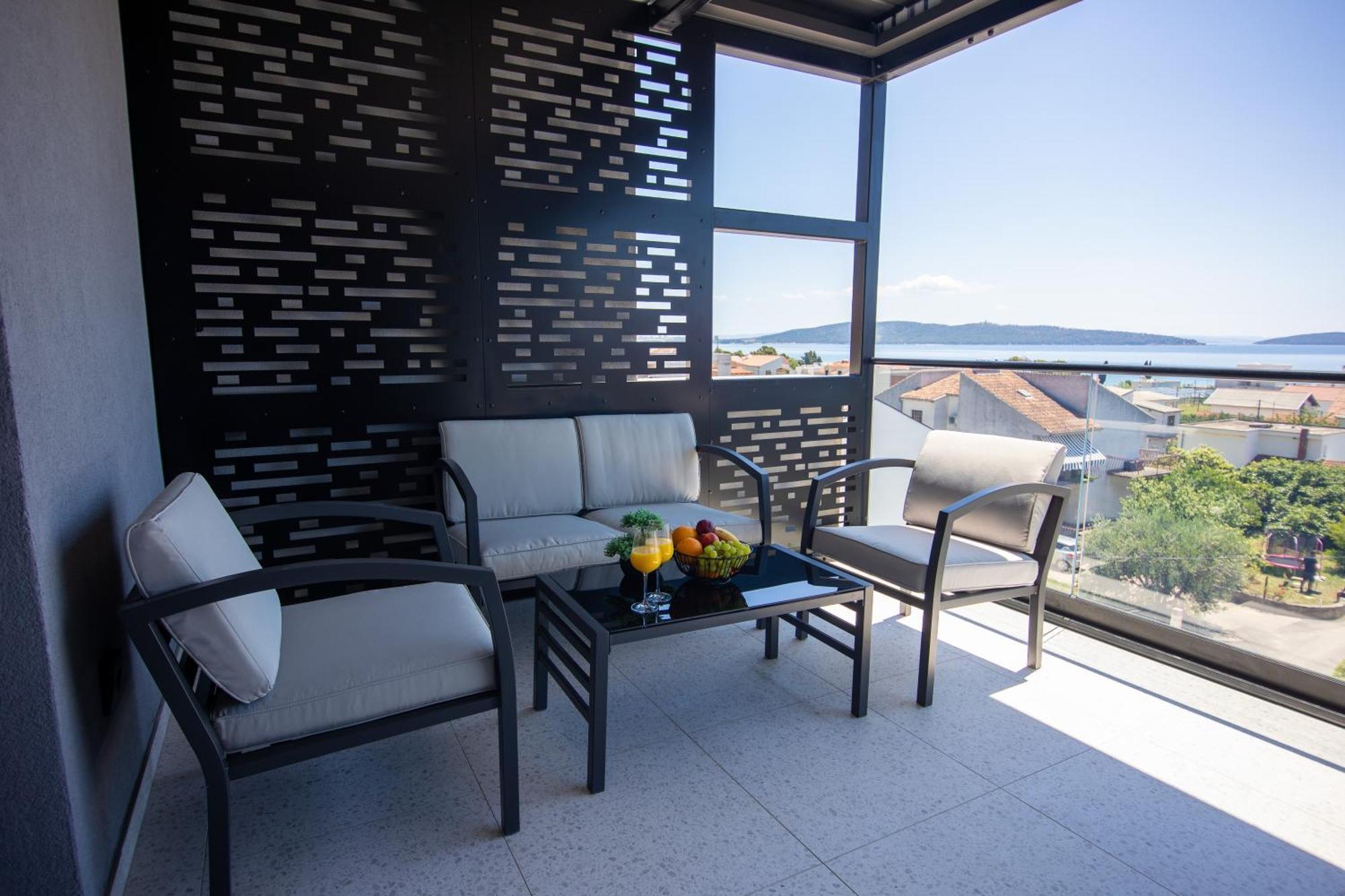 M&a Apartment *